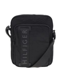Černá pánská crossbody taška s nápisem Tommy Hilfiger