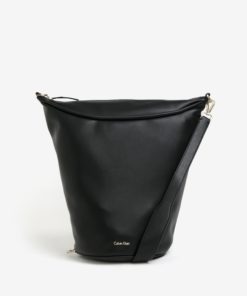 Černá kabelka přes rameno Calvin Klein Jeans Suave