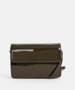 Khaki lesklá crossbody kabelka Pieces Milia