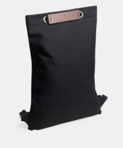 Praktický černý batoh s dřevěným detailem Nox Minibackpack BeWooden